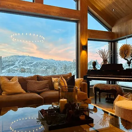Modern Mountain With Views In بيت للعطل هوفدين