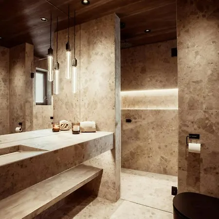 Modern Mountain With Views In *